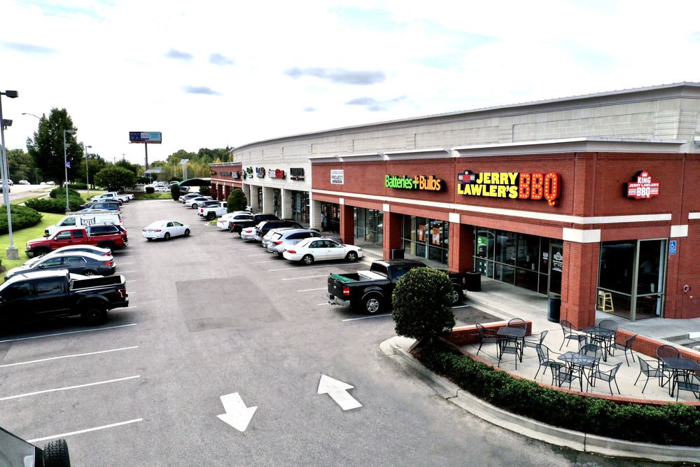 The Pointe at Cordova: 465 N Germantown Pkwy, Cordova, TN 38018
